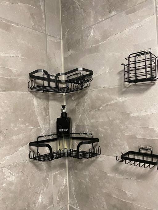 לונדון Luxury 2 Bedroom Apartment, Parking, Few Minutes Walk From Wembley Stadium מראה חיצוני תמונה