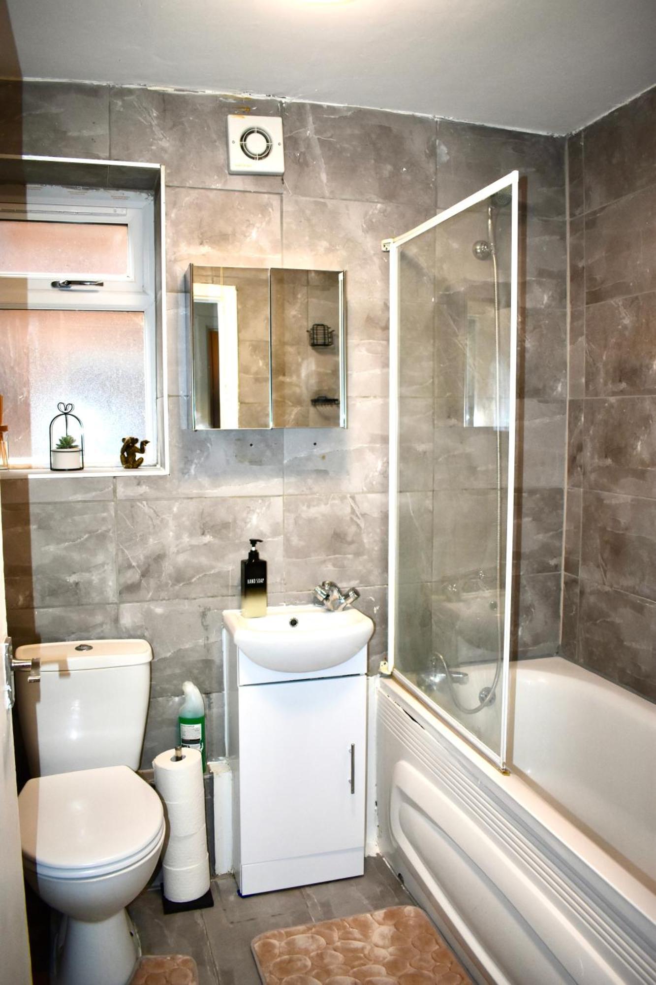 לונדון Luxury 2 Bedroom Apartment, Parking, Few Minutes Walk From Wembley Stadium מראה חיצוני תמונה
