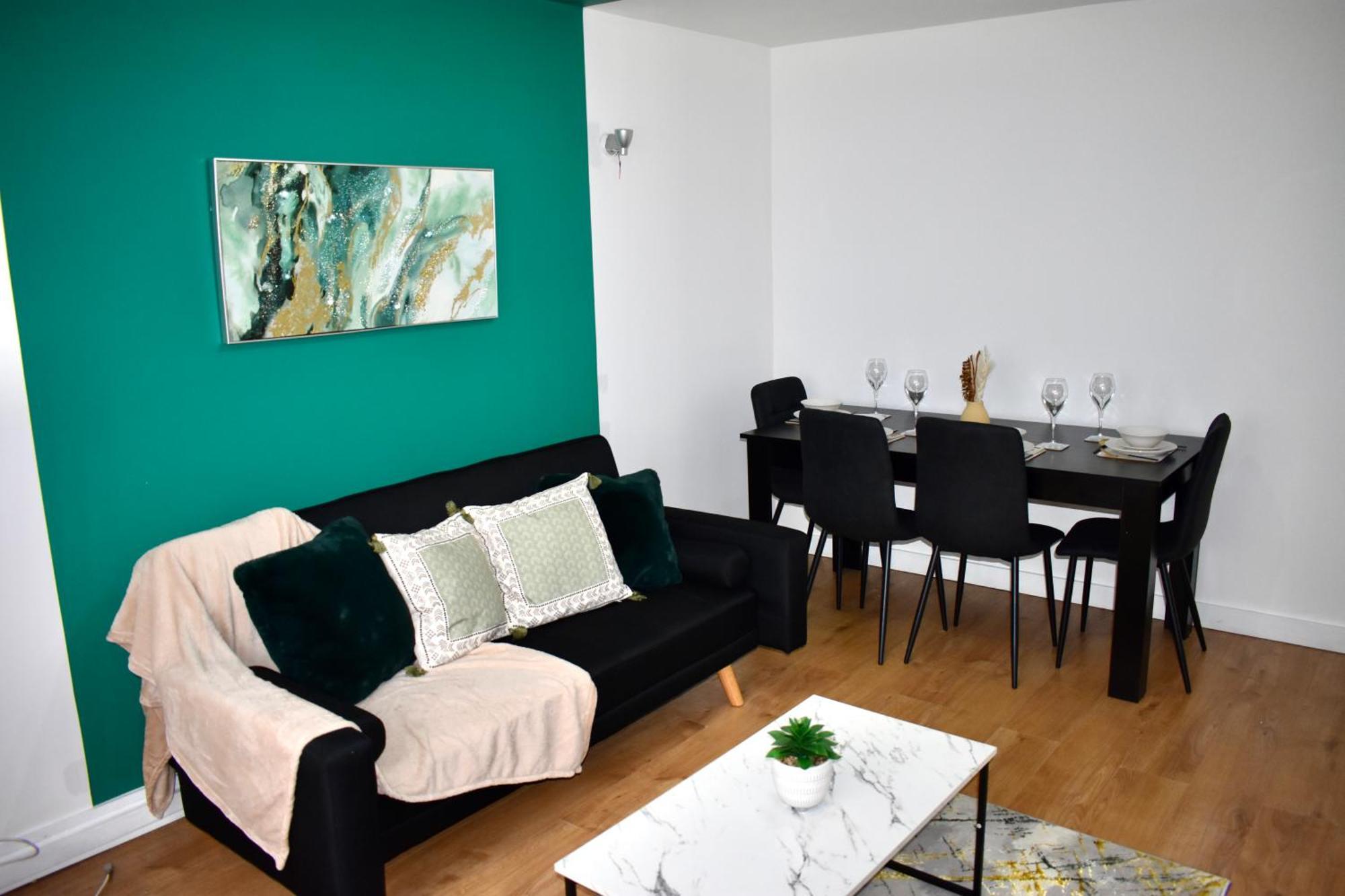 לונדון Luxury 2 Bedroom Apartment, Parking, Few Minutes Walk From Wembley Stadium מראה חיצוני תמונה